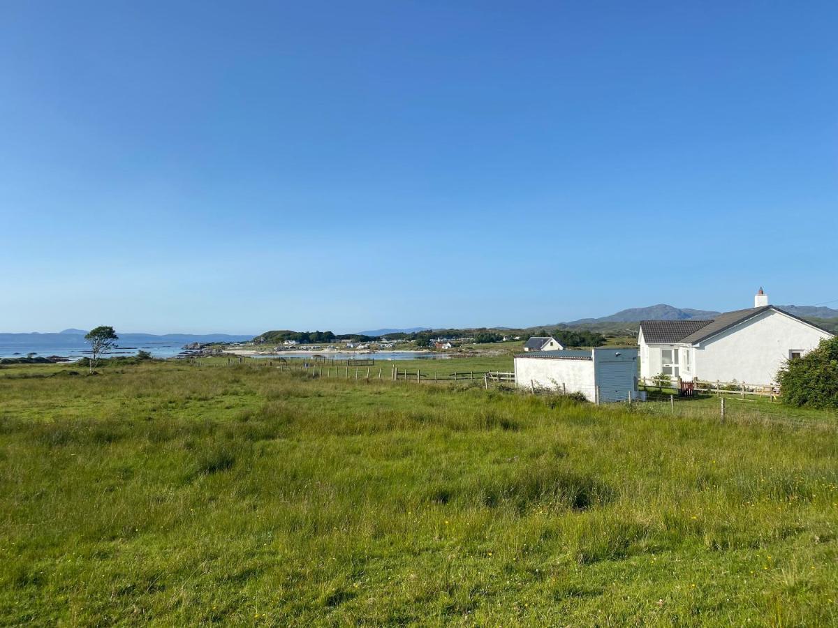 The Sheiling Holiday Home With Gorgeous Views Over The Isles อาริเซก ภายนอก รูปภาพ