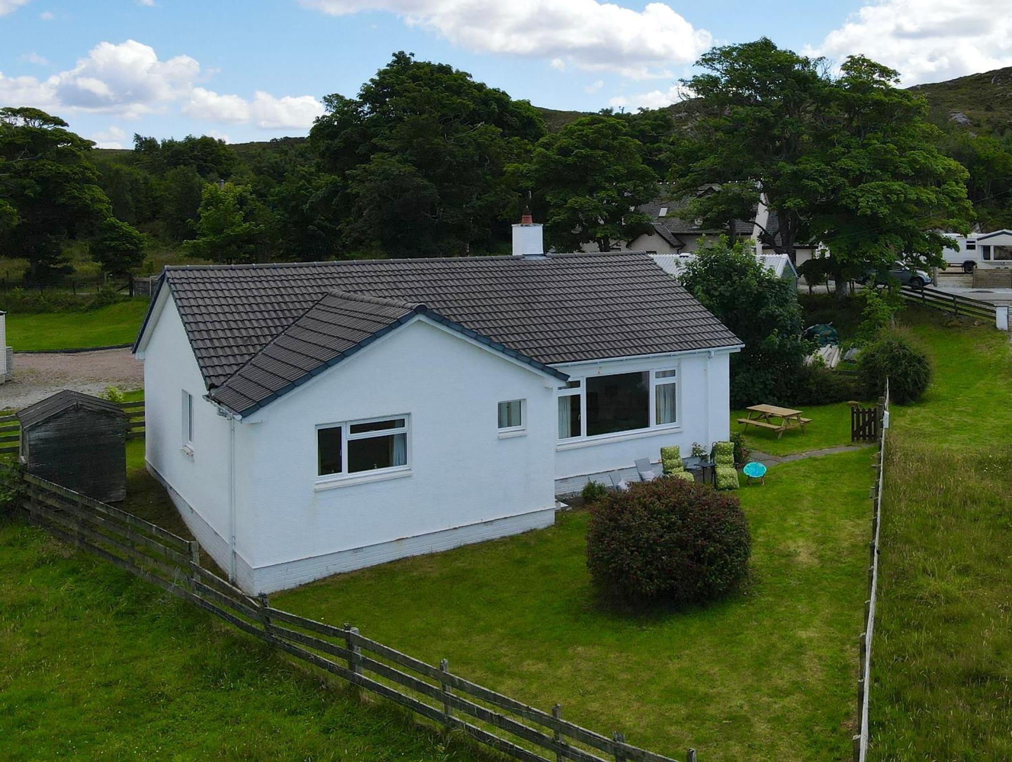 The Sheiling Holiday Home With Gorgeous Views Over The Isles อาริเซก ภายนอก รูปภาพ